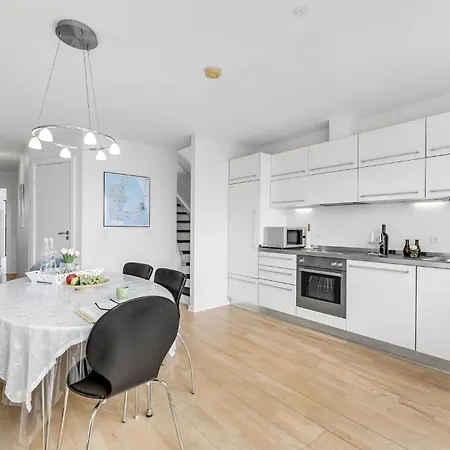 펜션 Awesome Home In Ulfborg With Sauna